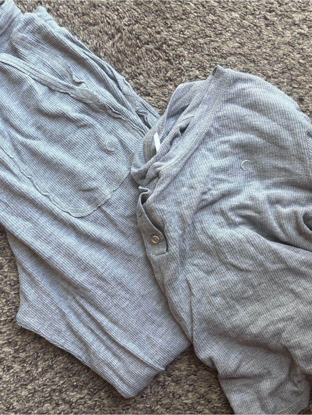 Women’s Zyia Gray Matching Crop Long Sleeve and Pants Pajama Set